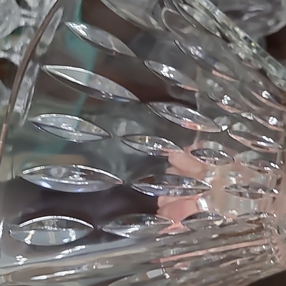 BEAUTIFUL CRYSTAL BOWL - Picture 2 of 3